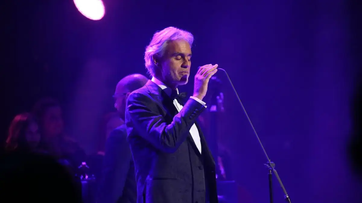  Andrea Bocelli perjalanan karier